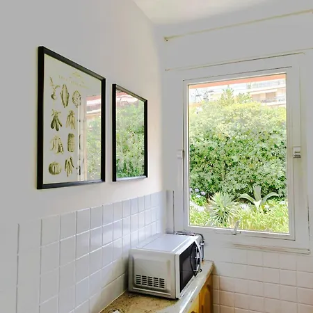 5 Min To Sea, 8 Min To Train Station, Parking * Mentona